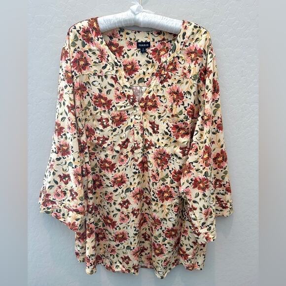 TORRID | Yellow Floral Blouse Plus Size Button Front Boho V-Neck Tunic Top | 4X - Picture 1 of 7